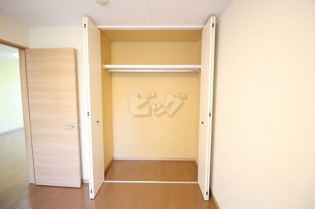 収納　各居室には衣類の収納に便利なクローゼットが付いています！