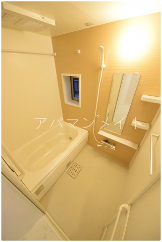 バス・シャワールーム　きれいなお風呂です