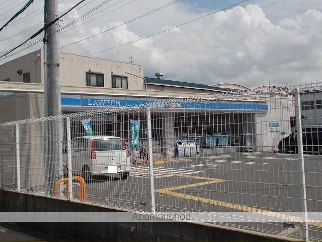 コンビニ　ローソン様（コンビニ）まで300m