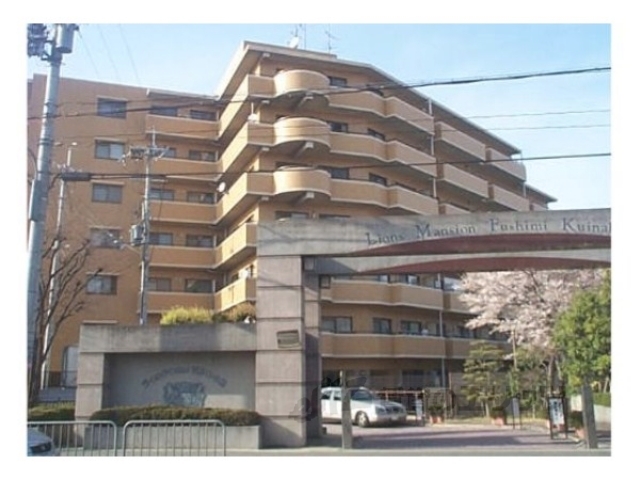 ライオンズマンション伏見くいな橋の外観写真