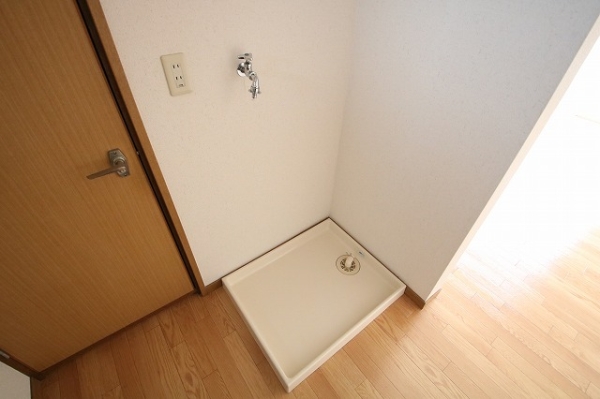南台ハイツ G棟の内装写真