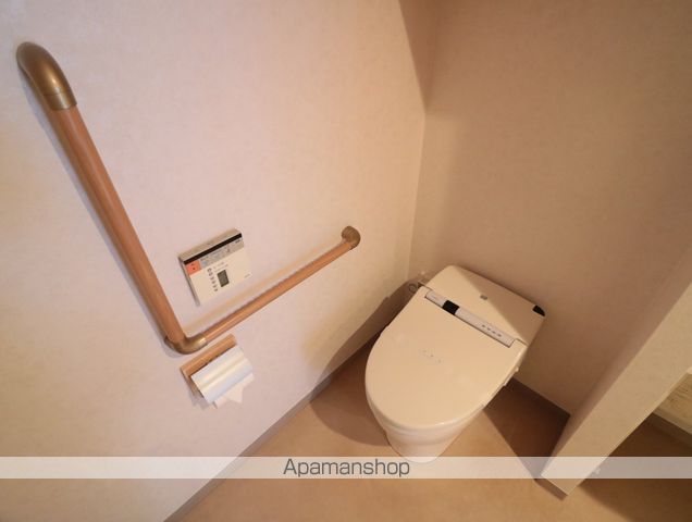 京王井の頭線 井の頭公園駅 徒歩20分 3階建 築22年のトイレ写真