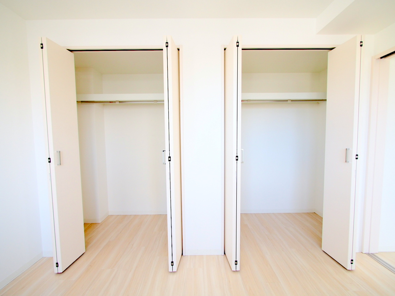 収納　各部屋にクローゼット完備しています♪