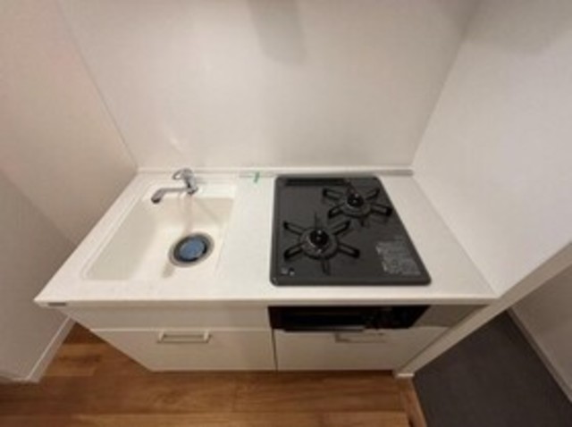 キッチン　同仕様の別部屋画像