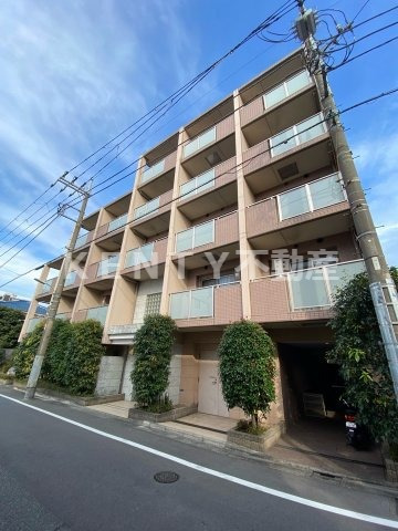 建物外観　落ち着いた雰囲気の外観です