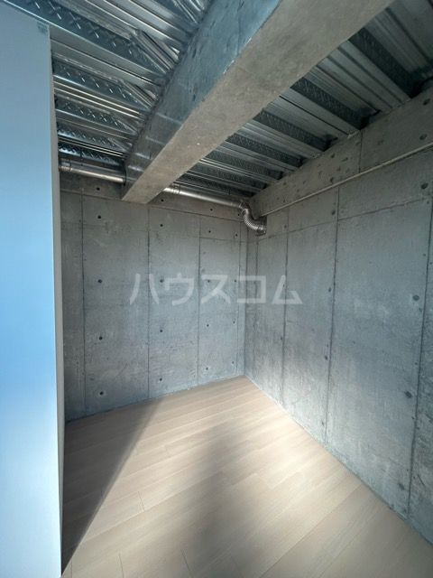 Arbusto Hillsの内装写真