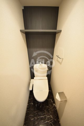 地下鉄堺筋線 北浜駅 徒歩14分 14階建 築11年のトイレ写真