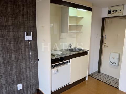 キッチン　同物件別部屋です。