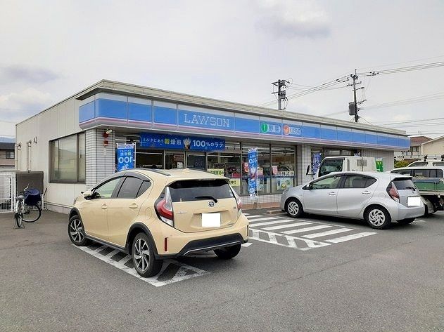 コンビニ　ローソン（コンビニ）まで290m