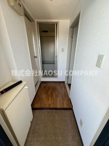 ロイヤルメゾンの玄関写真