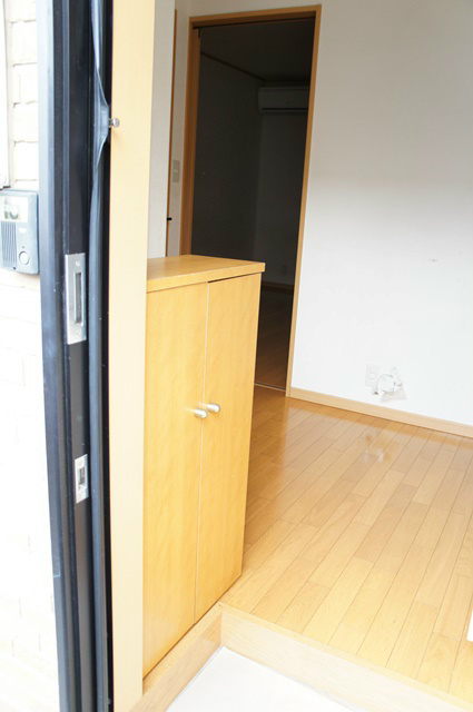 玄関　他部屋