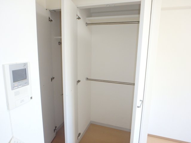 収納　他のお部屋の参考写真となります。