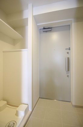 玄関　★《見学予約受け付け中》設備充実のハイグレード賃貸マンショ