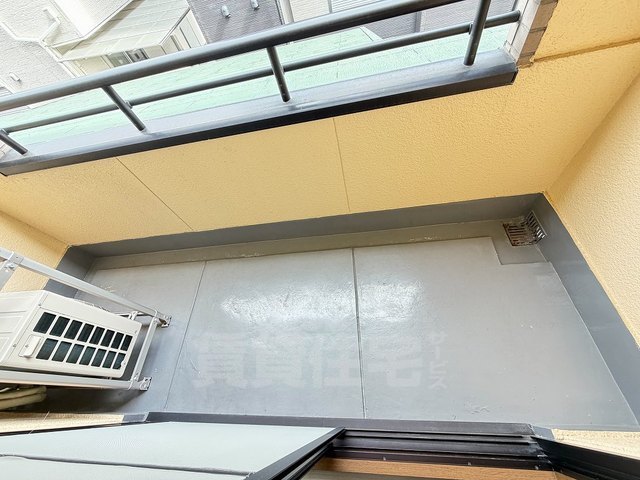 近鉄奈良線 若江岩田駅 徒歩14分 3階建 築27年の内装写真