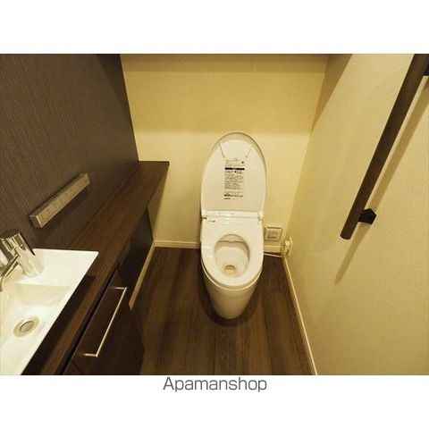 地下鉄七隈線 薬院大通駅 徒歩5分 21階建 築5年のトイレ写真