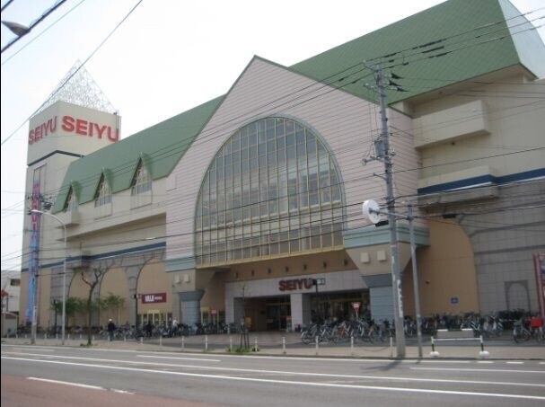 スーパー　イオン札幌西町店（スーパー）まで831m