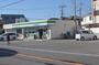 コンビニ　ファミリーマート藤井寺小山四丁目店（コンビニ）まで533m