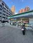 コンビニ　ファミリーマート今泉一丁目店（コンビニ）まで130m