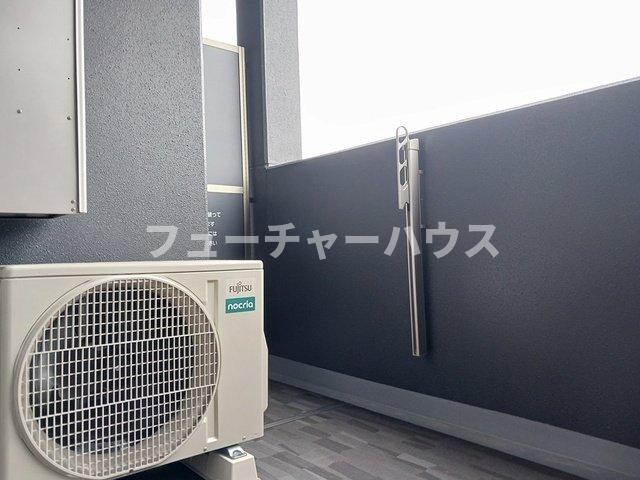 バルコニー　開放的で明るい空間を演出してくれるバルコニーです