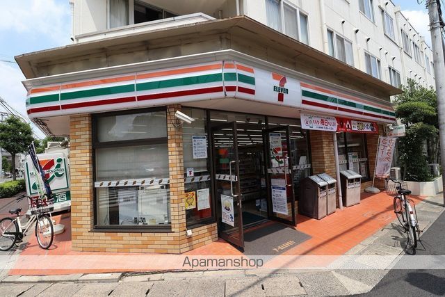 コンビニ　セブンイレブン（コンビニ）まで342m