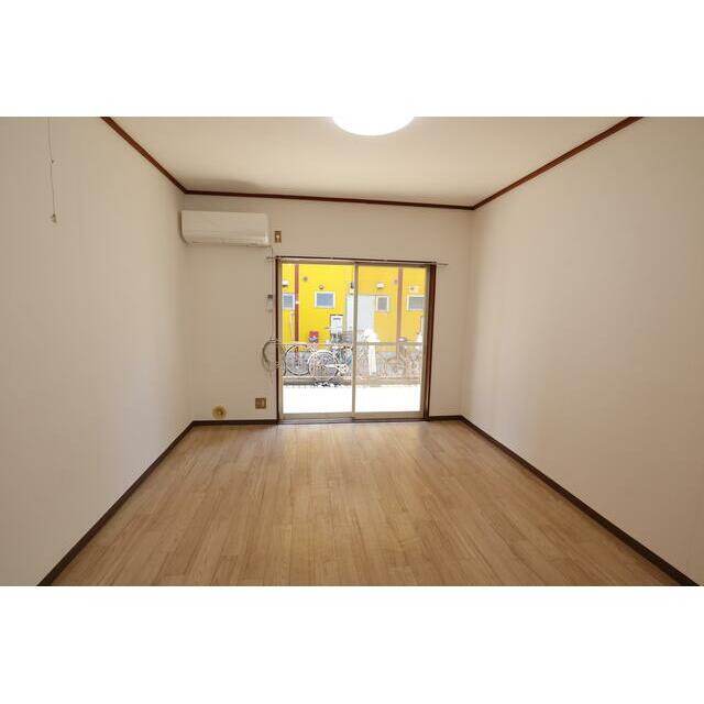 小田急小田原線 愛甲石田駅 徒歩10分 2階建 築39年の内装写真