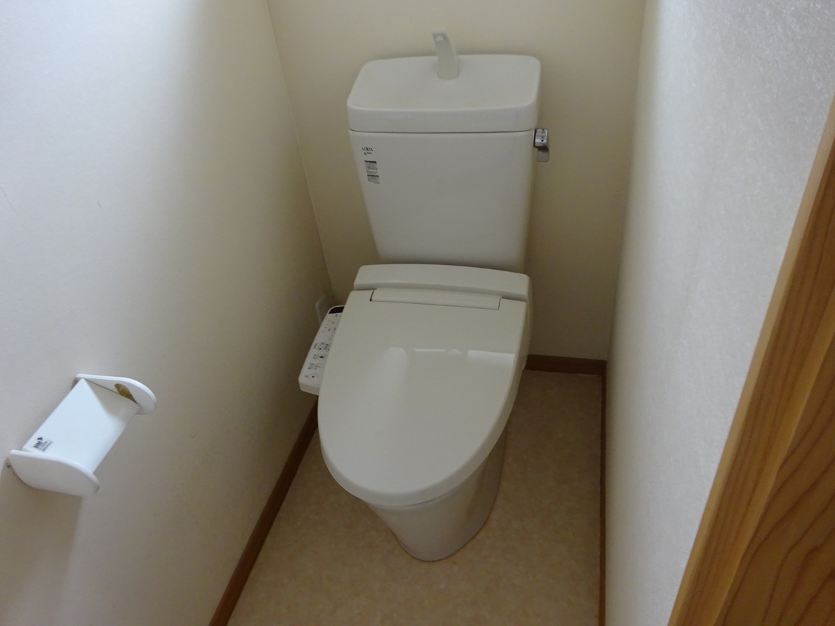 若葉町貸家のトイレ写真