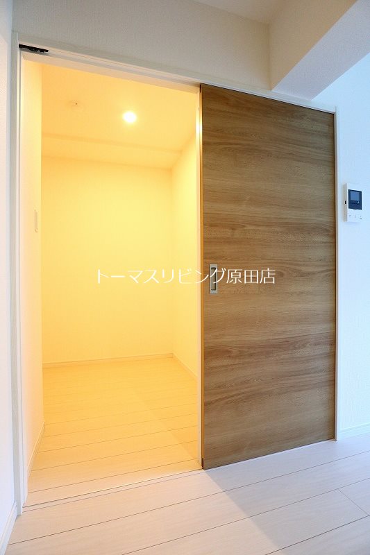 収納　101号室写真