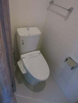 トイレ　ゆったりとした空間のトイレです
