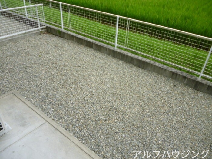 庭　イメージ