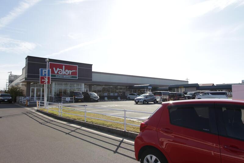 スーパー　バロー西春店（スーパー）まで479m