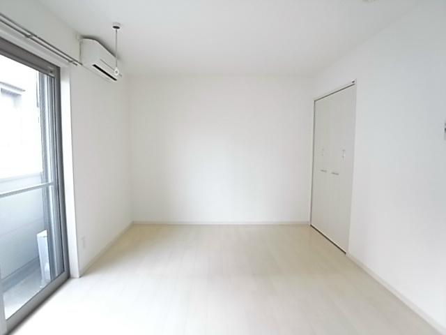 居室・リビング　別部屋参考写真