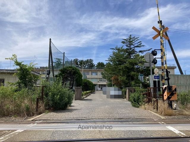 中学校　内野中学校（中学校）まで570m