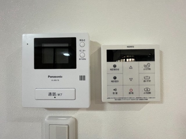 セキュリティ　モニター付インターホン完備
