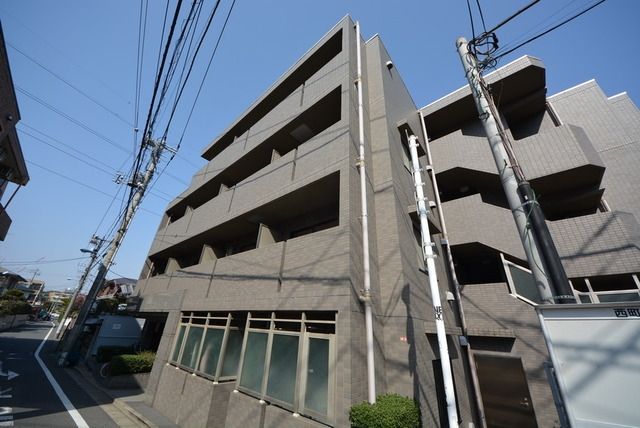 建物外観　★安心の明るい道で帰れます★