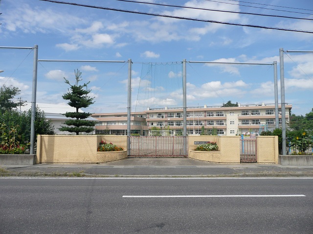 小学校　郡山市立富田小学校（小学校）まで1157m