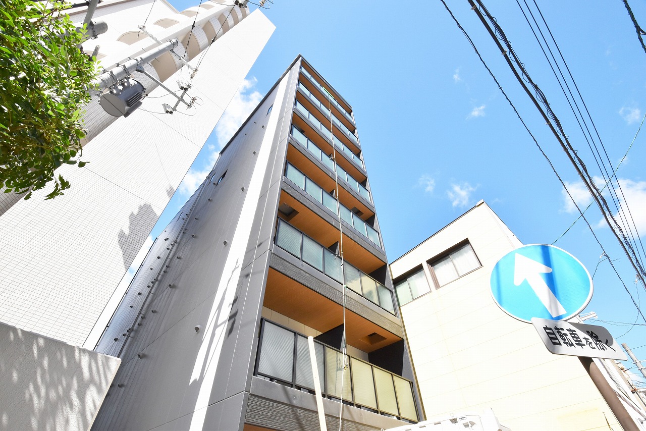 建物外観　ラウレアM＆F