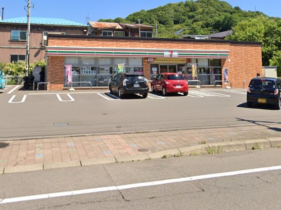 コンビニ　セブン-イレブン 室蘭母恋北町店（コンビニ）まで1065m