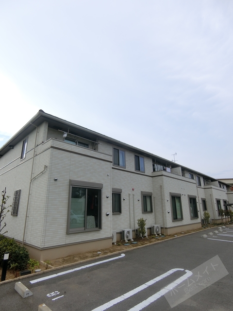 【岸和田市土生町のアパートの建物外観】