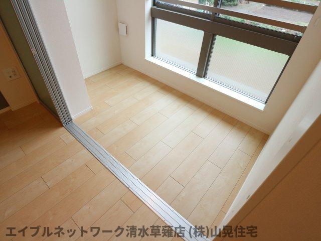 バルコニー　広々としたバルコニーです