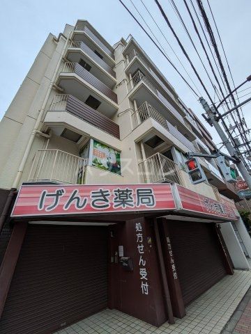 マンショングローリーの建物外観