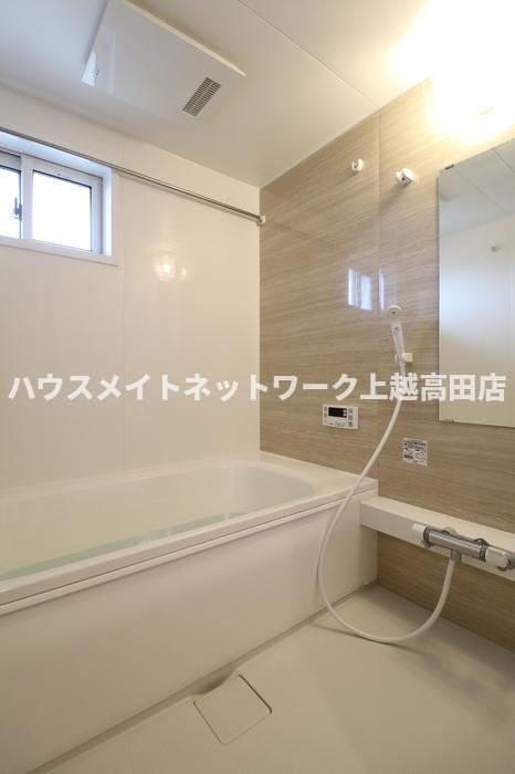 バス・シャワールーム　追焚機能付・１坪風呂