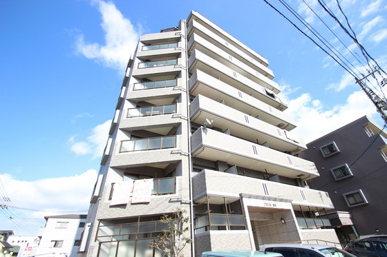 プリウス横川（ＰＲＩＵＳ横川）の建物外観