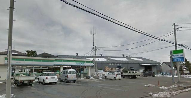 コンビニ　ファミリーマート羽鳥五丁目店（コンビニ）まで882m