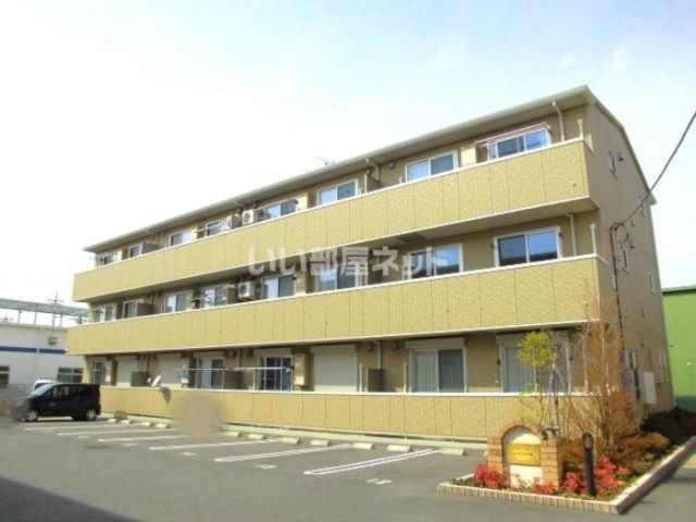 埼玉県三郷市花和田（アパート）の賃貸物件の外観