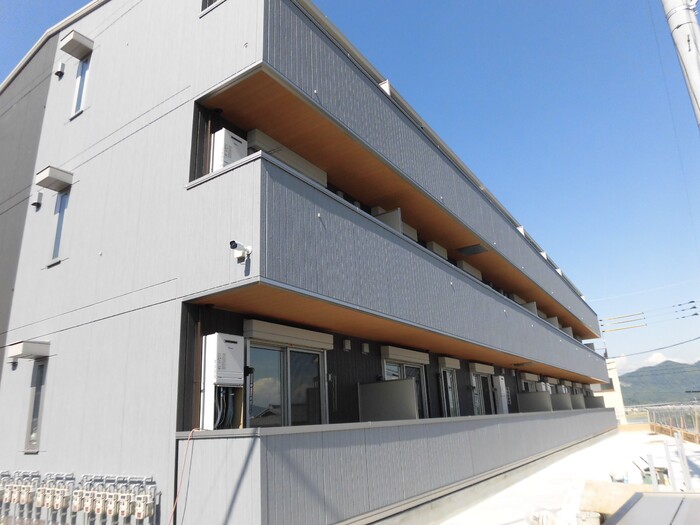 ロータスヒルＢの建物外観
