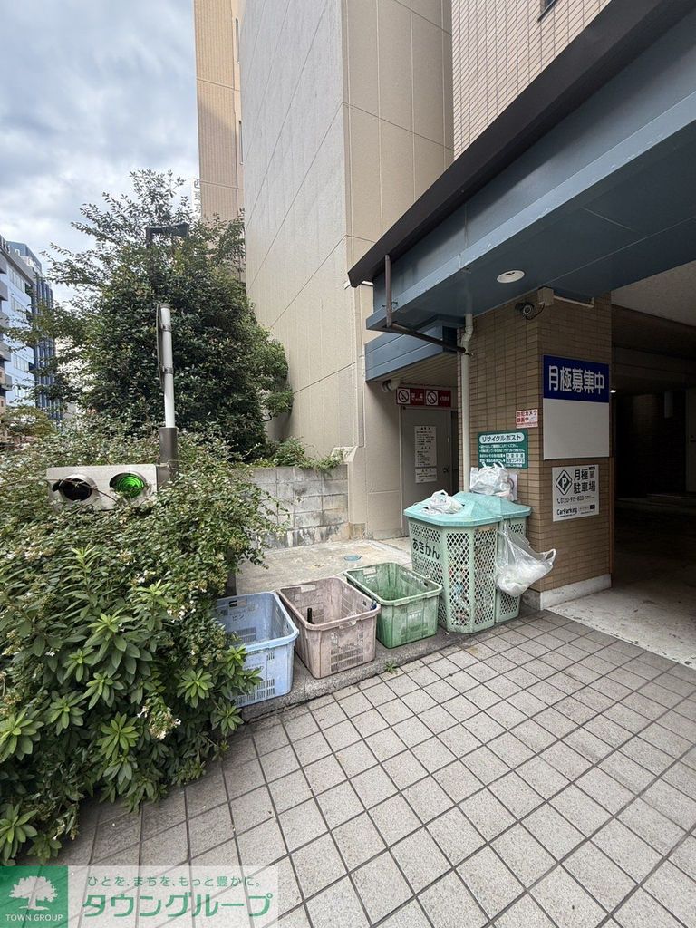 その他　エントランス