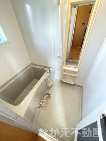 バス・シャワールーム　ゆったり過ごせるお風呂です