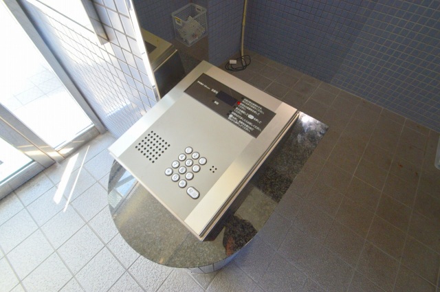 コンビニ　セブンイレブン船越南店（コンビニ）まで351m