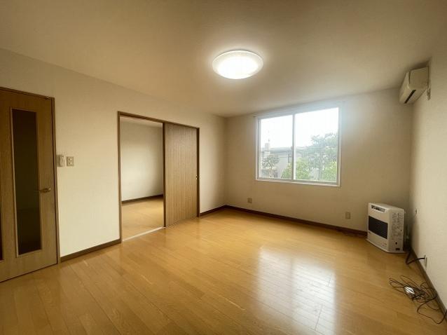 居室・リビング　リビング１