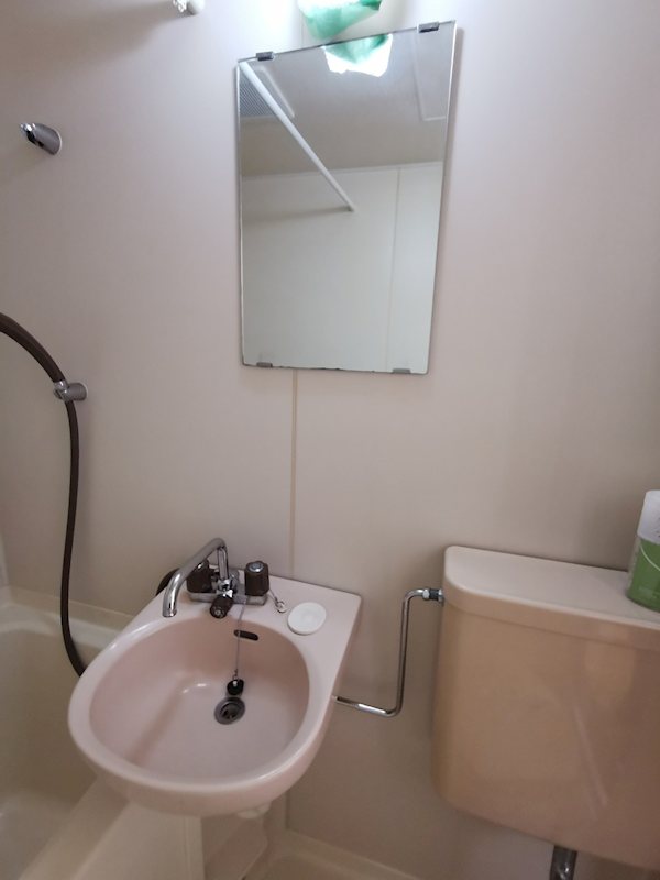 トイレ　別部屋参照